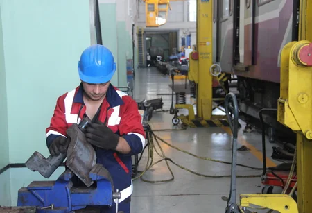Bakı metrosu daha bir yeni nəsil qatarında ilk irihəcmli təmir aparır