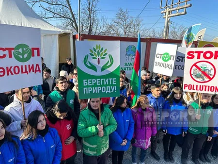 Protesters on Khankandi-Lachin road demand end to ecoterror