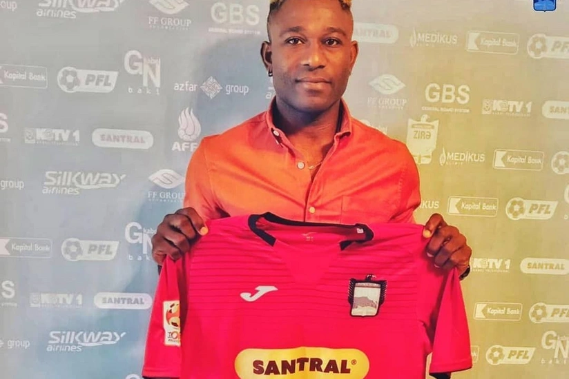 Zirə haitili futbolçu ilə müqavilə bağlayıb