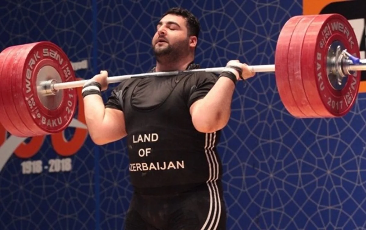 Azərbaycanın daha bir ağırlıqqaldıranı 4 illik diskvalifikasiya olunub