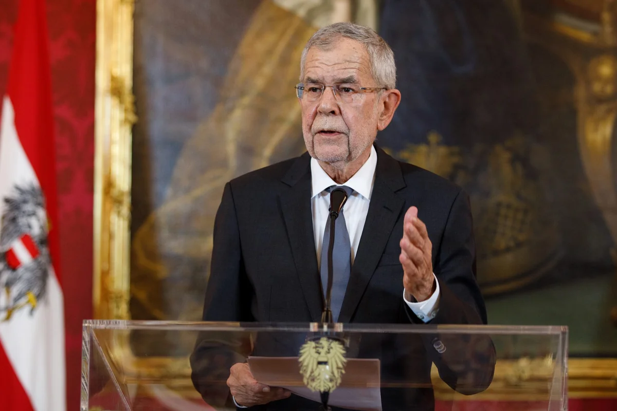 Avstriyada prezident seçkilərində hazırkı dövlət başçısı liderlik edir
