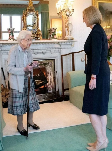 Elizabeth II rents out cottage in Sandringham