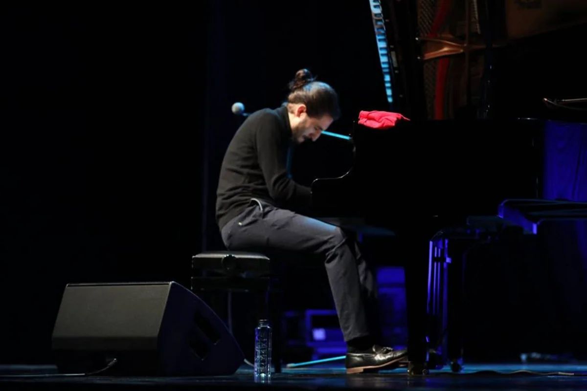 İsfar Sarabski Rumıniyada konsert proqramı ilə çıxış edib