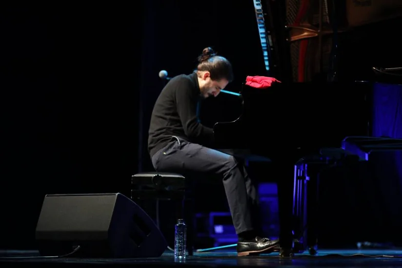 İsfar Sarabski Rumıniyada konsert proqramı ilə çıxış edib
