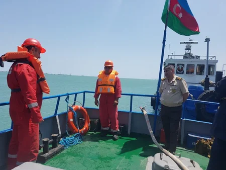 Xəzər Dəniz Neft Donanmasının yüksək hazırlıqlı mülki müdafiə dəniz kəşfiyyatı manqalarının məşqi keçirilib