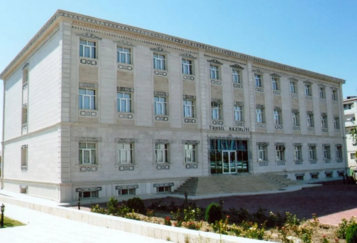 Naxçıvan Təhsil Nazirliyinin Aparat rəhbəri vəzifəsindən azad edilib
