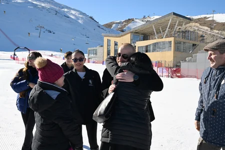 Prezident Şahdağ Turizm Kompleksindəki “Lakeside” hotelində aparılan işlərlə və “Xizək klubu” binasının tikintisi ilə tanış olub - YENİLƏNİB-2