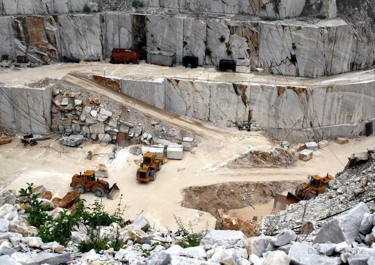 Yeddi faydalı qazıntı yatağı hərraca çıxarılacaq