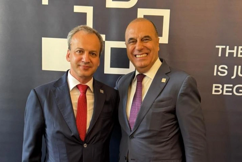 Mahir Məmmədov Parisdə FIDE-nin prezidenti ilə görüşüb