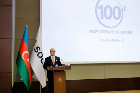 SOCAR neft sənayesi arxivinin 100 illiyi münasibətilə tədbir keçirib