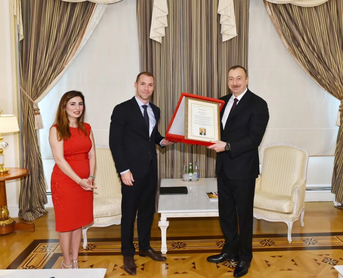 2015-ci ildə “Dünyada ilin adamı” mükafatı Prezident İlham Əliyevə təqdim olunub