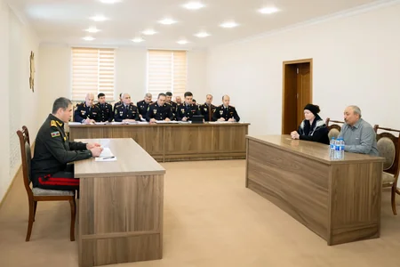 Vilayət Eyvazov Şamaxıda vətəndaşları qəbul edib
