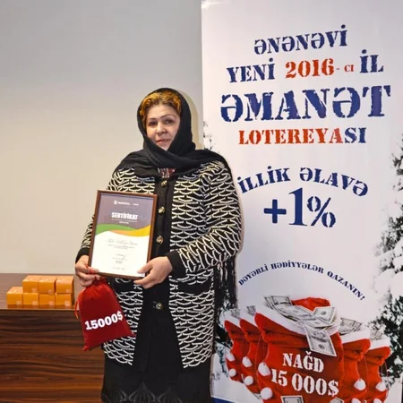 Nikoil Bank müştərisinə 15 min dollar hədiyyə edib