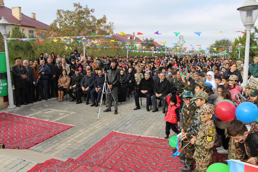 Şirvan və Hacıqabulda bayram tədbirləri keçirilib