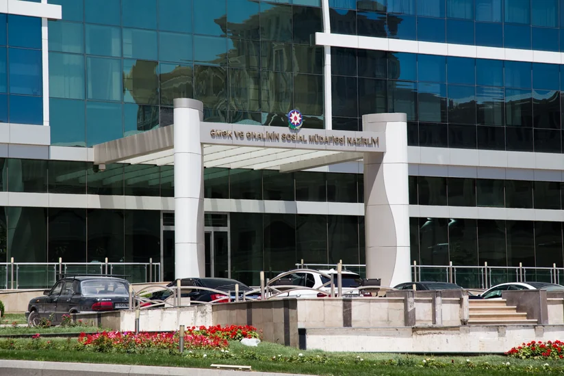 Nazirlik 7 rayon və şəhərdə səyyar protez-ortopedik bərpa xidməti təşkil edəcək