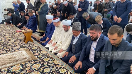 TDT-nin müsəlman dini liderləri Heydər məscidində Cümə namazı qılıblar