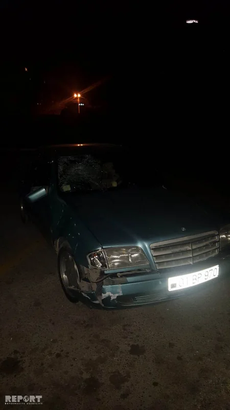 İdman Akademiyası qarşısında yolu keçmək istəyən sürücünü maşın vurub - FOTO