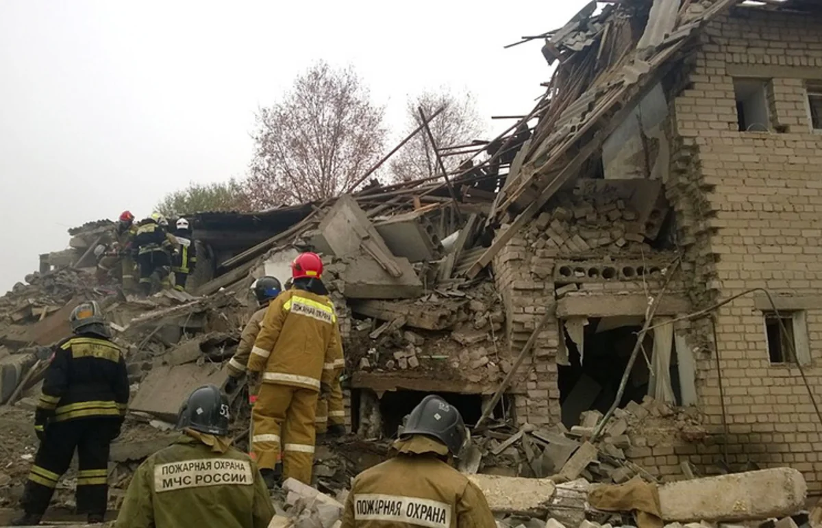 Rusiyada binada baş verən partlayış nəticəsində ölənlərin sayı 6 nəfərə çatıb - YENİLƏNİB