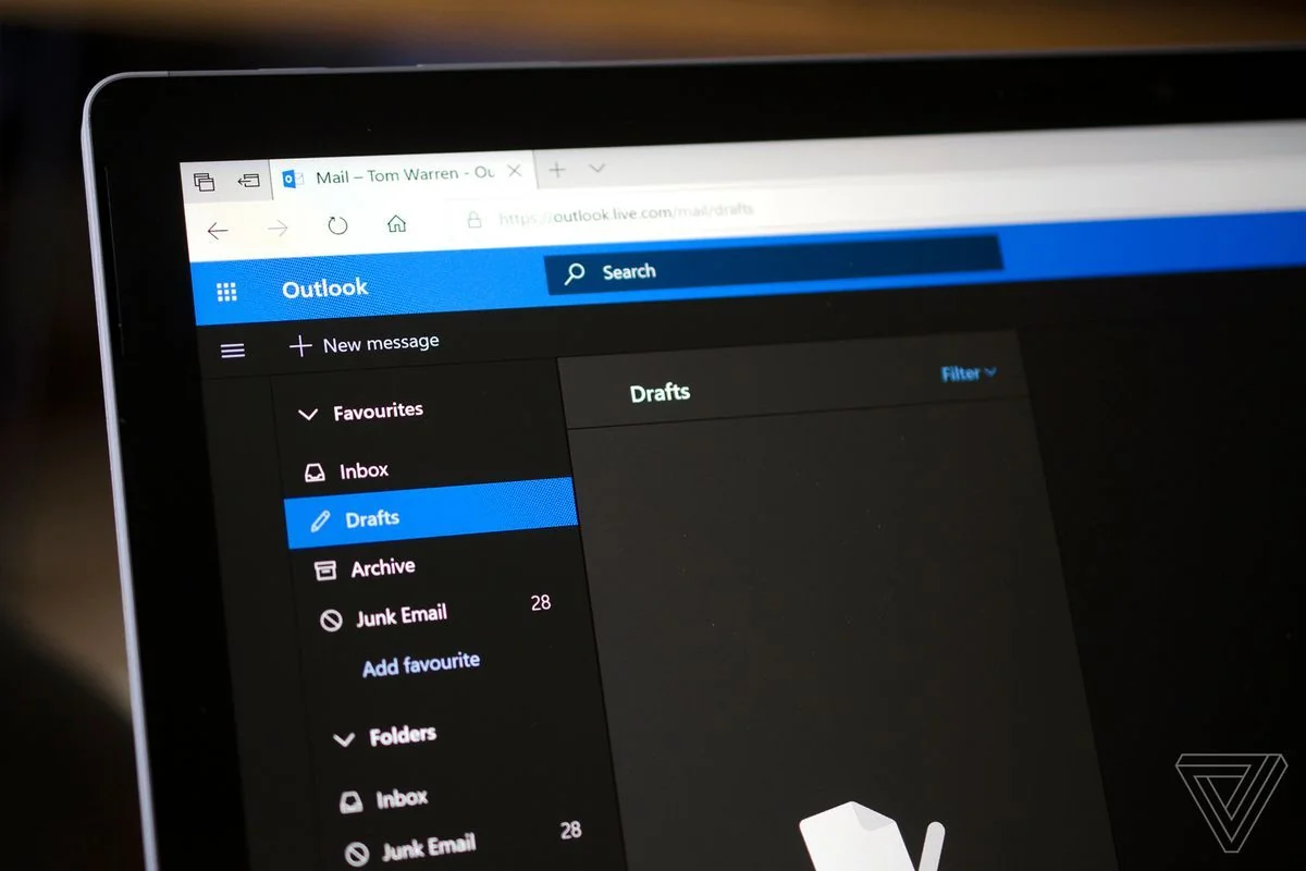 В Microsoft сообщили о взломе сервиса Outlook