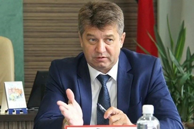 Помощника Лукашенко задержали при получении взятки в крупном размере