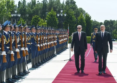 Türkiyə Prezidentinin rəsmi qarşılanma mərasimi olub