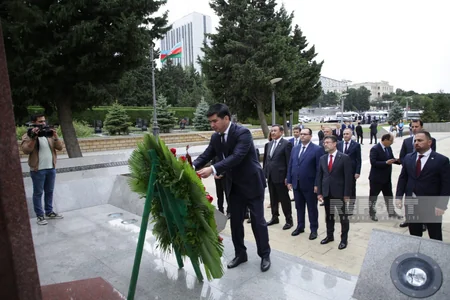 OTS agriculture ministers visit Alleys of Honor and Martyrs