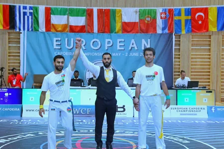 Azərbaycanın kapoeyra komandası Avropa çempionatında 11 medal qazanıb