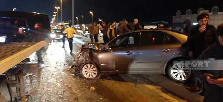 Bakıda zəncirvari yol qəzası olub, bir nəfər ölüb, dörd nəfər xəsarət alıb - YENİLƏNİB