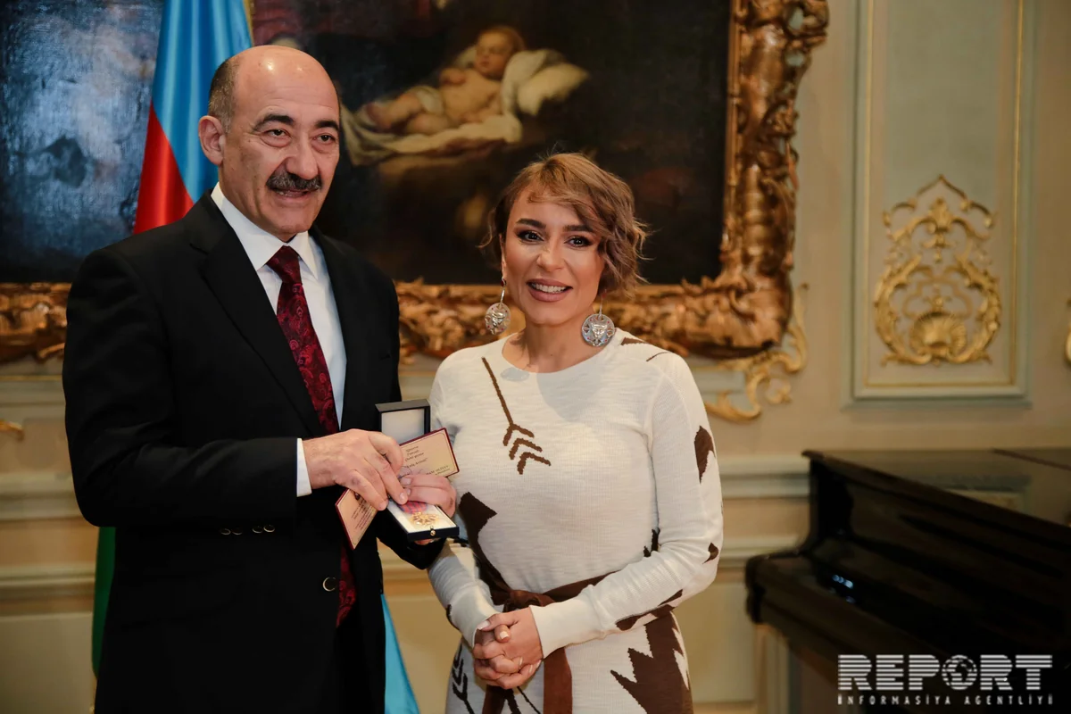 Mədəniyyət və incəsənət xadimlərinə orden, medal və fəxri adlar təqdim edilib