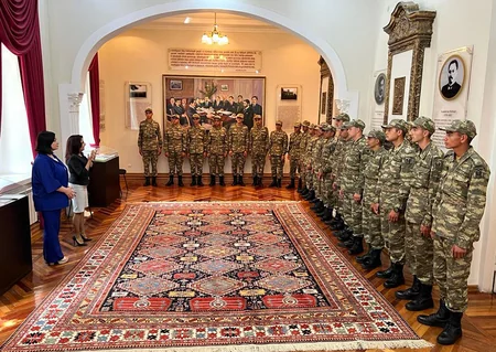 Müstəqillik Günü münasibətilə Azərbaycan Ordusunda silsilə tədbirlər keçirilib