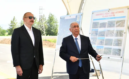 Prezident Əhmədbəyli-Füzuli-Şuşa avtomobil yolunun 27 kilometrlik hissəsinin tikintisi ilə tanış olub - YENİLƏNİB