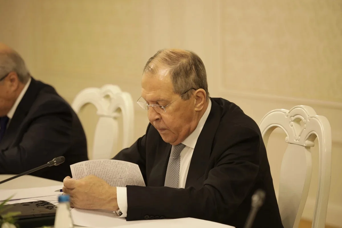 Sergey Lavrov: ABŞ-la müxtəlif səviyyələrdə təmaslar davam edir