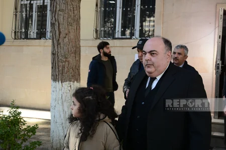 Prezidentliyə namizəd Fuad Əliyev səs verib