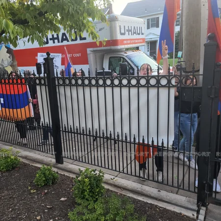 Armenian rally in front of Azerbaijani embassy in US fails