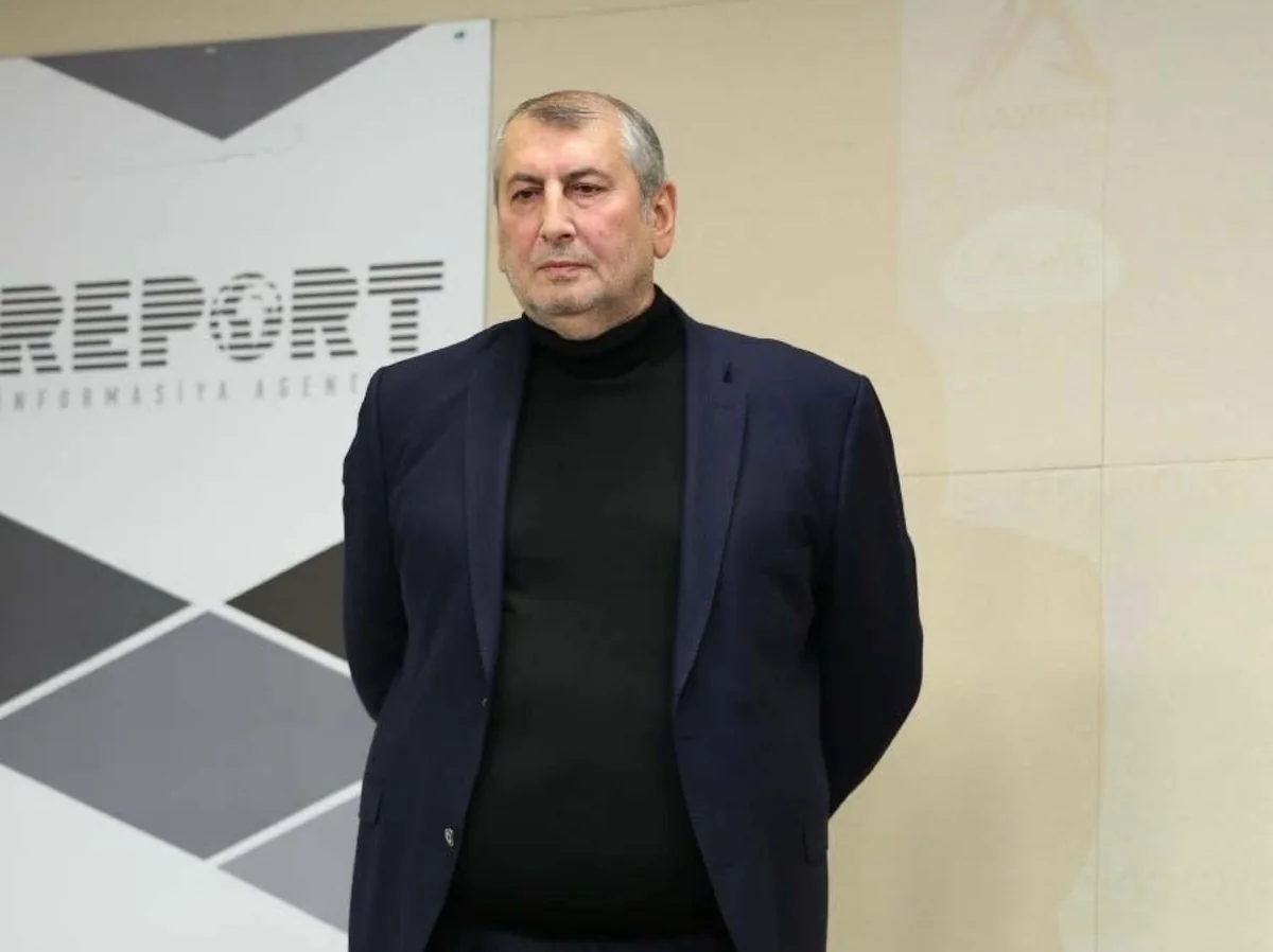Faiq Qarayev səhhəti pisləşən veteran futbolçunu Bakıya gətirdi