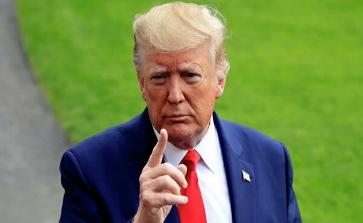 İran parlamentinin deputatı Donald Trampın başına 3 milyon dollar qoyub