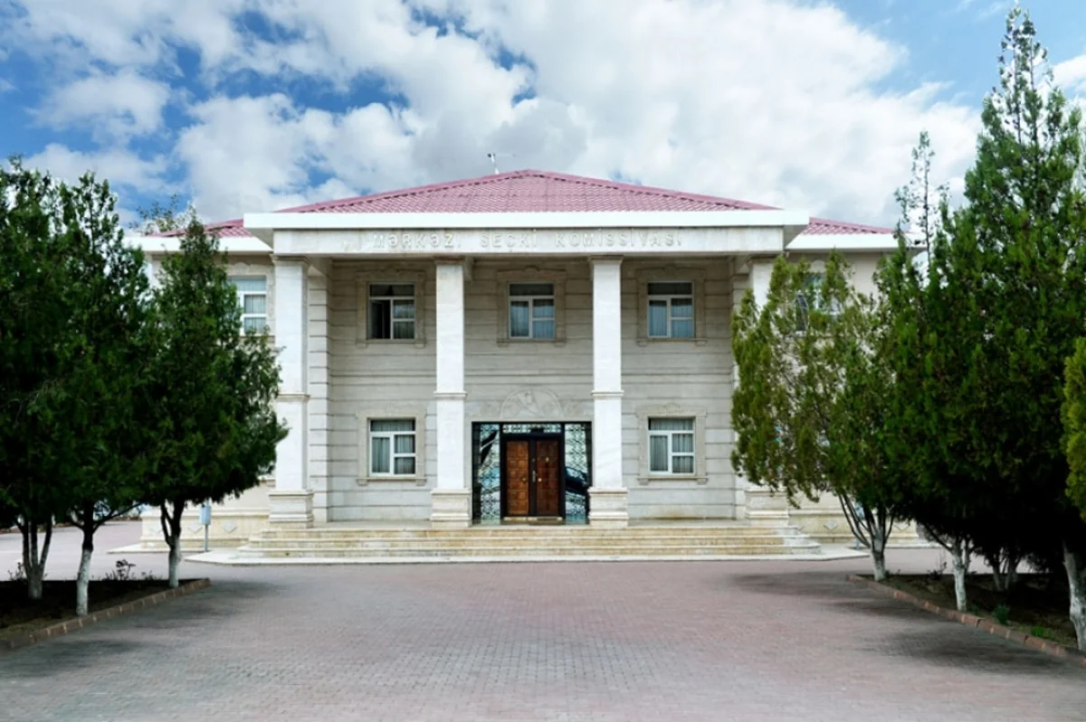 Naxçıvan Mərkəzi Seçki Komissiyasının sədri, müavini və katibi seçilib