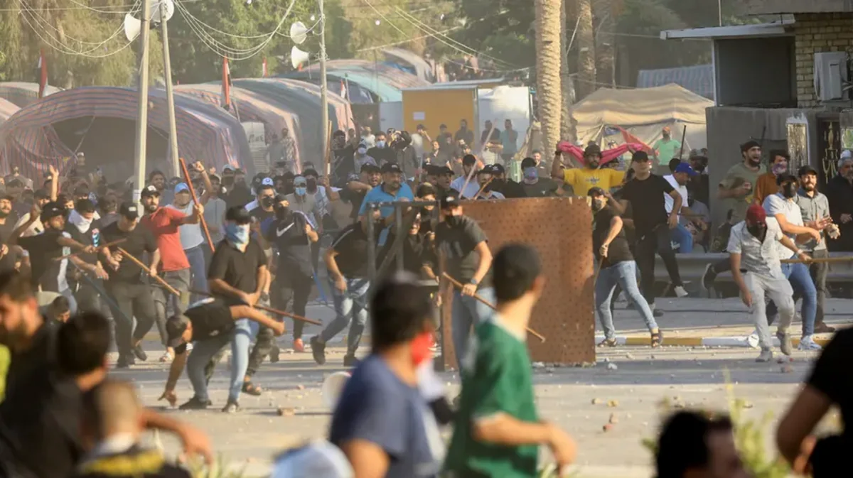 Bağdadda gedən atışmalarda İraq Polisinin qərargah rəisi yaralanıb