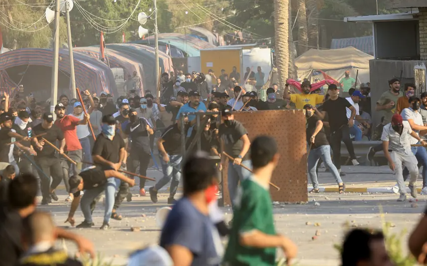 Bağdadda gedən atışmalarda İraq Polisinin qərargah rəisi yaralanıb