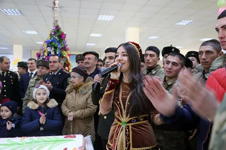 Müdafiə naziri “Açıq qapı” günündə Qusar rayonunda olub