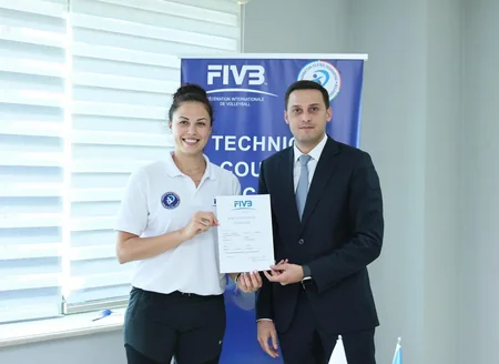 Voleybol məşqçiləri üçün keçirilən beynəlxalq seminar başa çatıb
