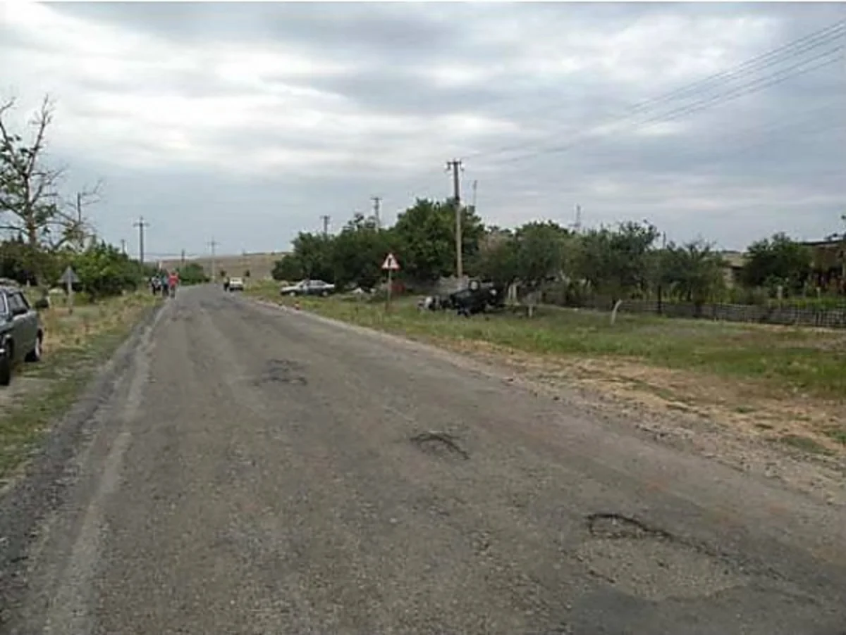 ​İmişlidə avtomobil yol kənarına aşıb, 1 nəfər yaralanıb
