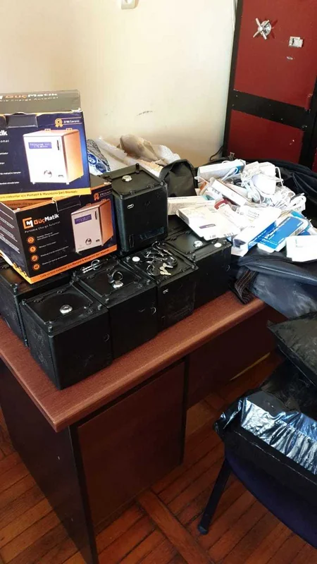 Gürcüstandan Azərbaycana dərman vasitələrinin və mobil telefon aksesuarlarının qanunsuz gətirilməsinin qarşısı alınıb