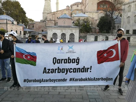 İstanbulda Vətən müharibəsi şəhidlərinin anım mərasimi keçirilib