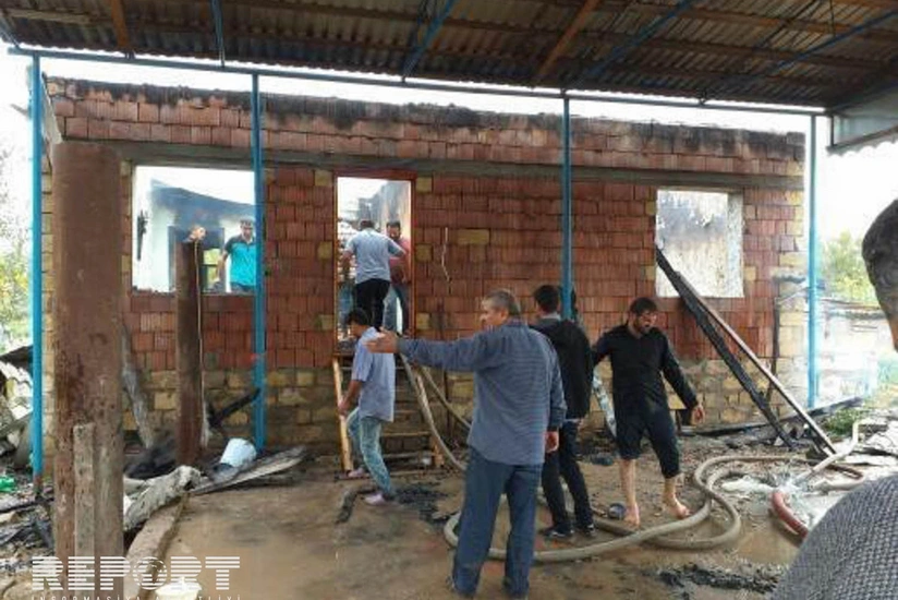 Sabirabadda ev yanıb, bir nəfər tüstüdən zəhərlənib - FOTO - VİDEO