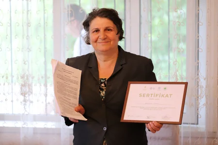 Yeni kənd qonaq evlərinə özünüməşğulluq proqramı çərçivəsində avadanlıqlar verilir