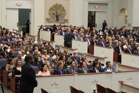 Los Angeles Synagogue hosts a well-attended event on Karabakh