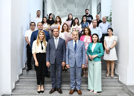 Vazeh Əskərov bir qrup jurnalistlə görüşüb