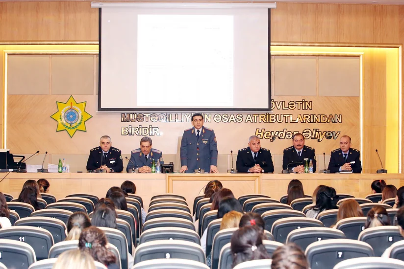 DGK-da qadınların gömrük orqanlarında xidmətə qəbulu ilə bağlı test imtahan mərhələsi keçirilib