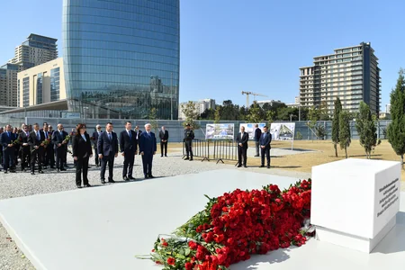 İqtisadiyyat Nazirliyinin kollektivi Zəfər Parkında olub